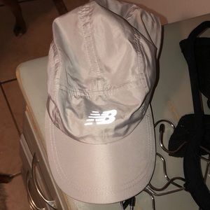 New balance hat